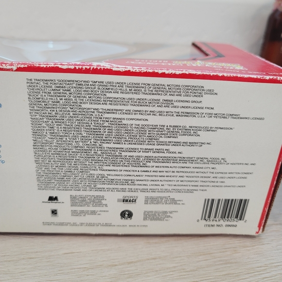 Racing Champions 1:24 1994 Diecast Car #5 - Picture 2 of 14